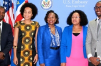 PR e PM recebem Jovens seleccionados para participar na Bolsa de Estudos Washington para Jovens Líderes Africanos